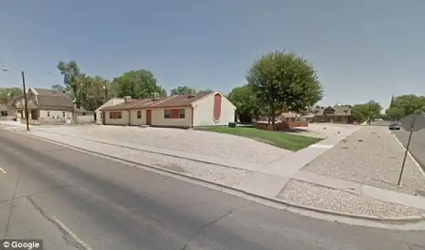 Unbelievable: Completely N*ked Man Caught Doing Yoga On the Street in Broad Daylight